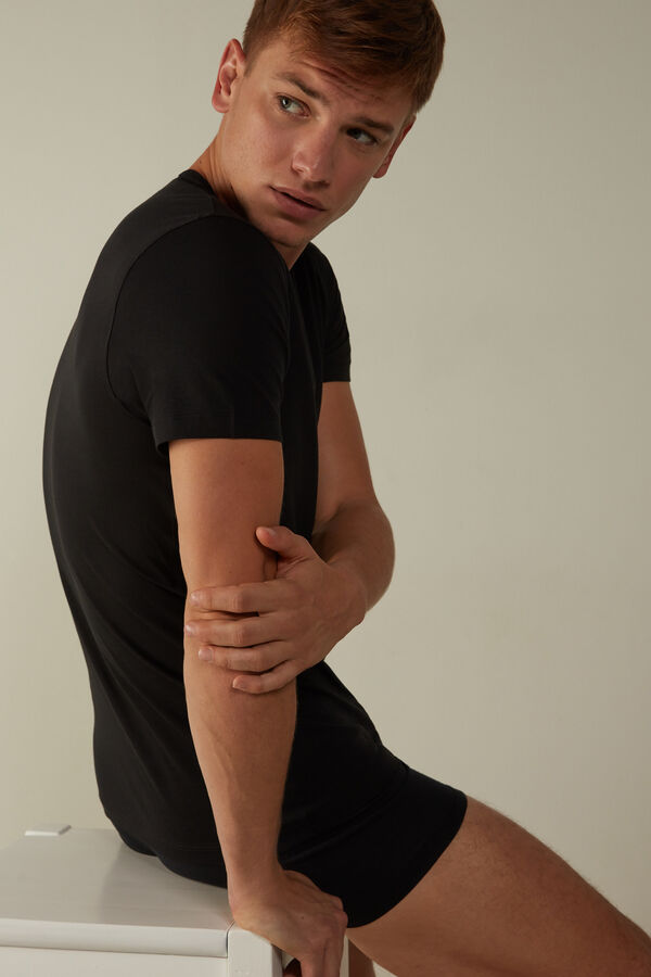 Intimssimi Short-Sleeve Crew-Neck T-Shirt in Extra-Fine Supima® Cotton Negras | LPETR28240