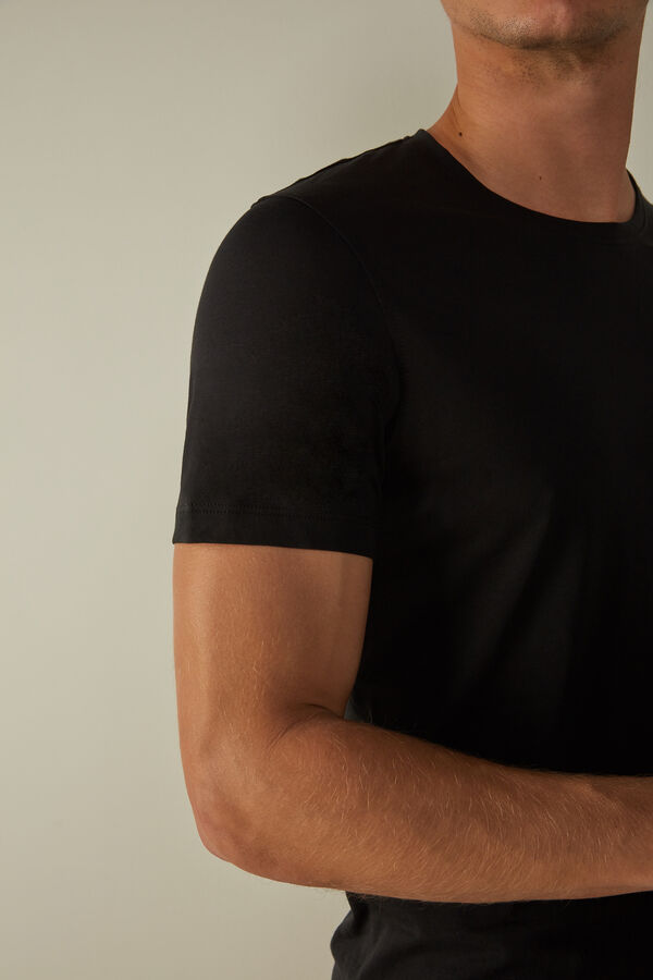 Intimssimi Short-Sleeve Crew-Neck T-Shirt in Extra-Fine Supima® Cotton Negras | LPETR28240