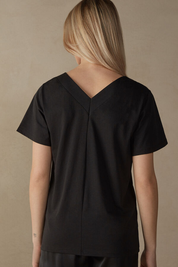 Intimssimi Short Sleeve V-neck Top in Supima® Ultrafresh Cotton Negras | PEJBT84195