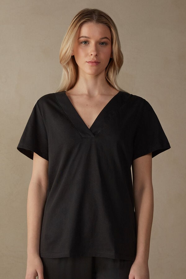 Intimssimi Short Sleeve V-neck Top in Supima® Ultrafresh Cotton Negras | PEJBT84195