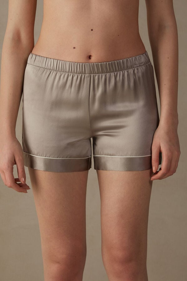 Intimssimi Silk Shorts with Contrast Trim Natural | XPEGW49659