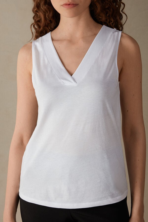 Intimssimi V-neck Top in Supima® Ultrafresh Cotton Blancas | SPEVO25053